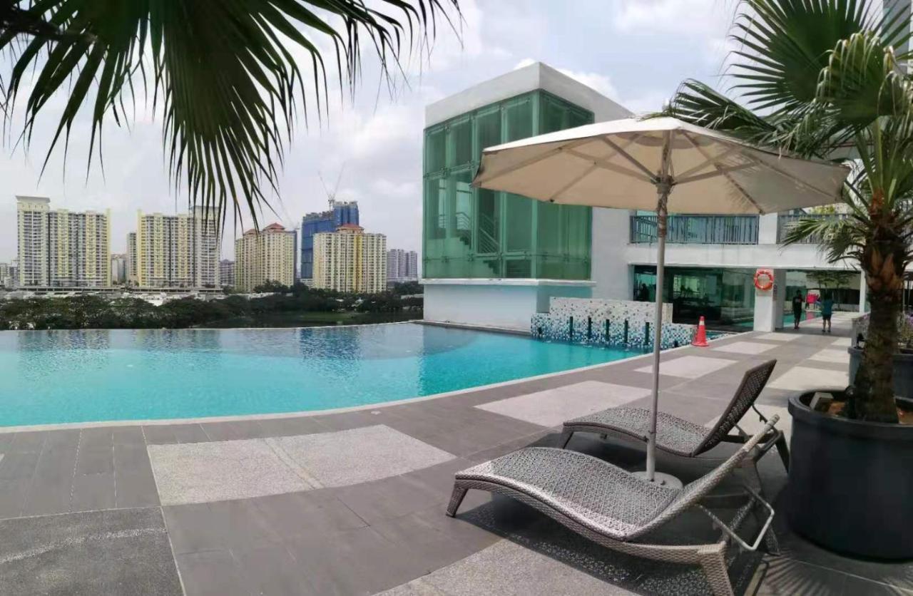 Cozy Suite Starbus! Zetapark! Above Shopping Mall! Free Wifi Free Parking กัวลาลัมเปอร์ ภายนอก รูปภาพ