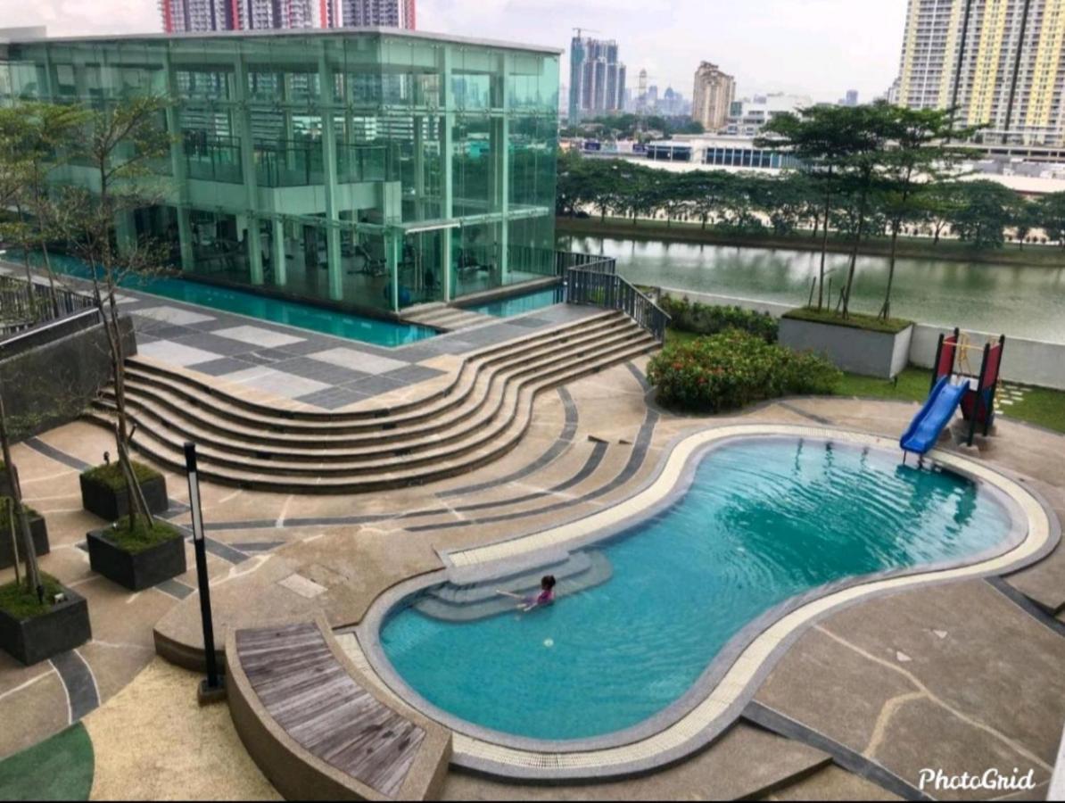 Cozy Suite Starbus! Zetapark! Above Shopping Mall! Free Wifi Free Parking กัวลาลัมเปอร์ ภายนอก รูปภาพ
