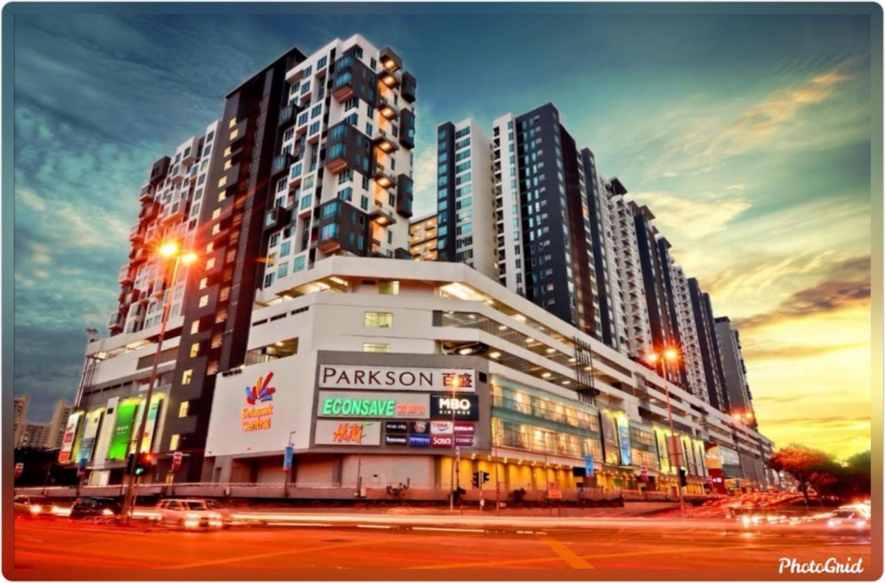 Cozy Suite Starbus! Zetapark! Above Shopping Mall! Free Wifi Free Parking กัวลาลัมเปอร์ ภายนอก รูปภาพ